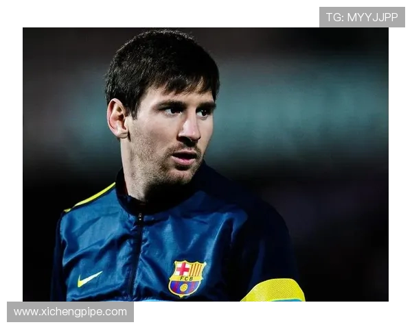 《从青涩少年到足球传奇：解密梅西、C罗与内马尔的辉煌历程》